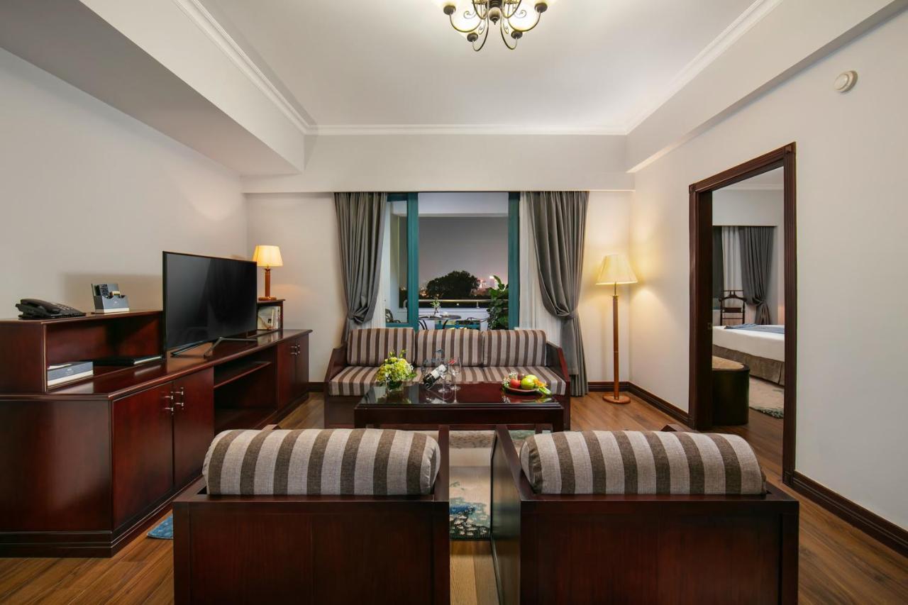 The Tray Hotel Hajfong Zewnętrze zdjęcie